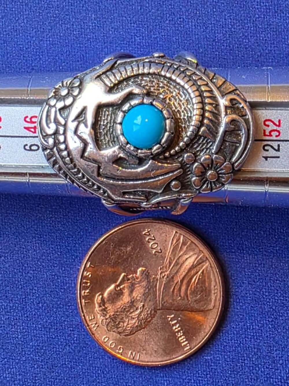 Vintage Sterling Silver and Turquoise Southwestern Shield Ring, size 5 - Picture 3 of 6